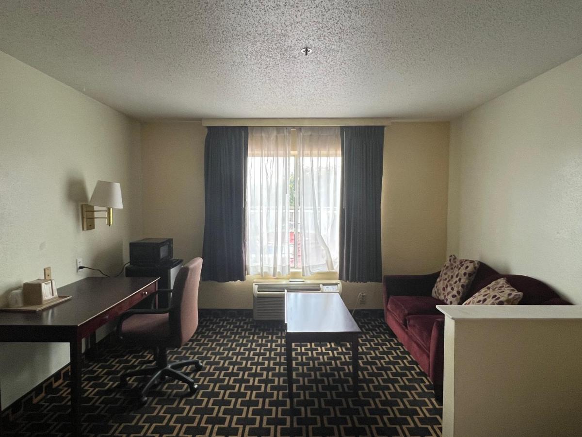 Budgetel Inns & Suites Fairfield Exteriör bild